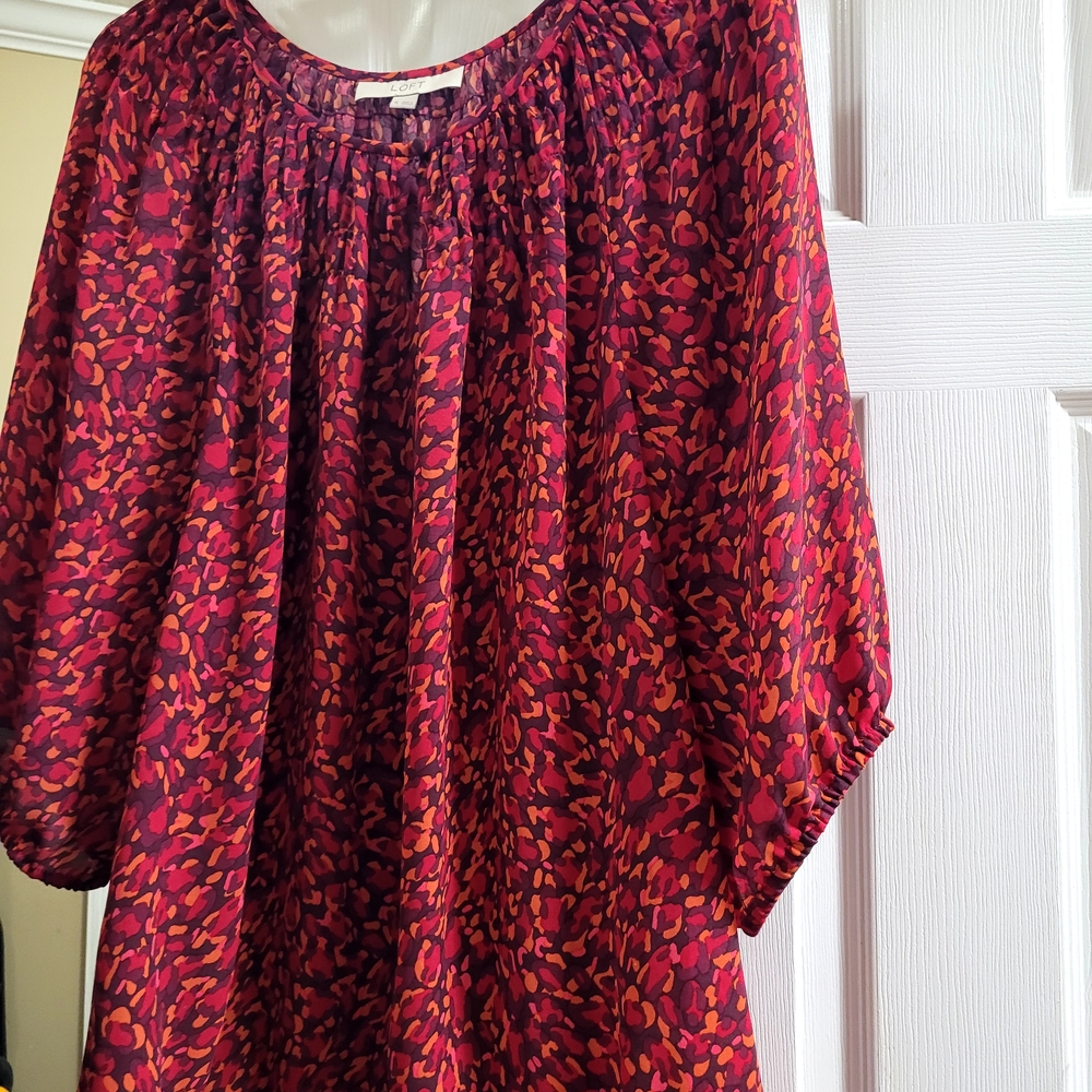 LOFT Red and Orange Patterned Blouse